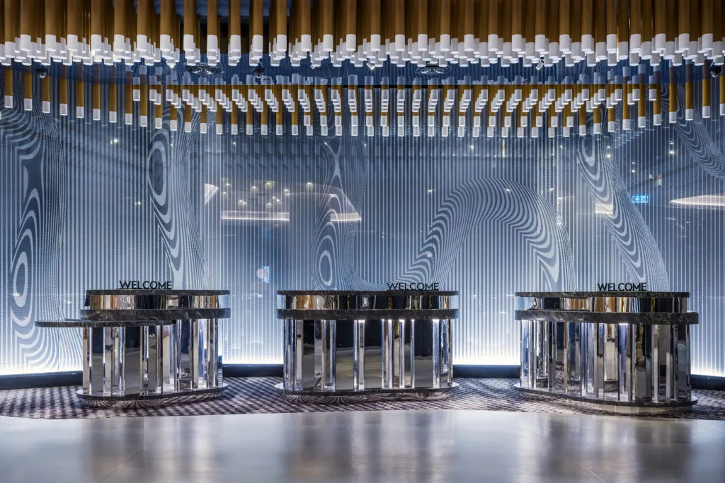 300 George St / W Hotel