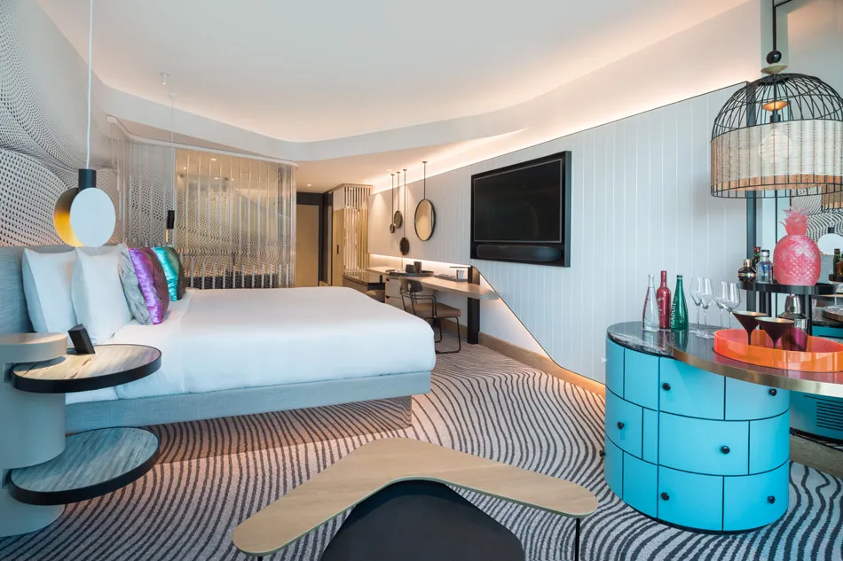 300 George St / W Hotel